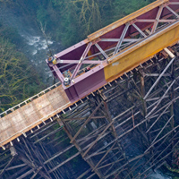 High-end trail-making logo 